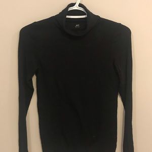 AE black turtleneck NWOT